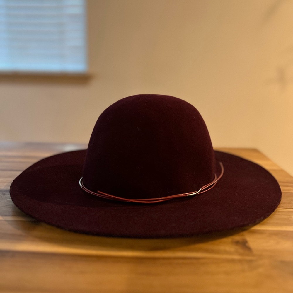 Women’s Hat
